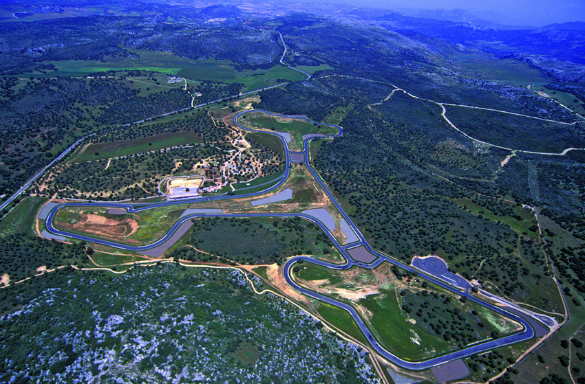 eGarage Ascari Race Resort