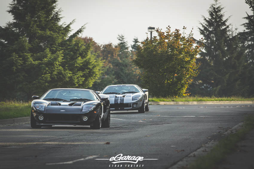 Ford GT Duo Driving